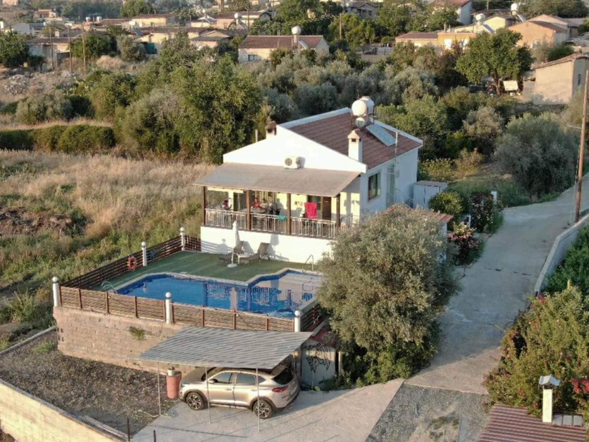 Yiannos House Villa Evrykhou Exterior photo