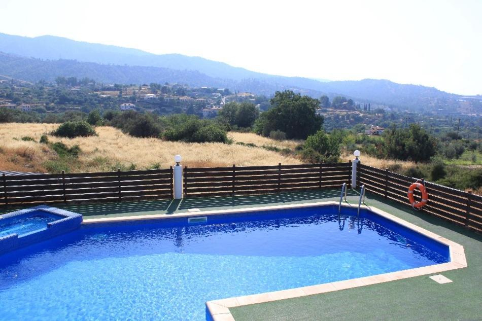 Yiannos House Villa Evrykhou Exterior photo